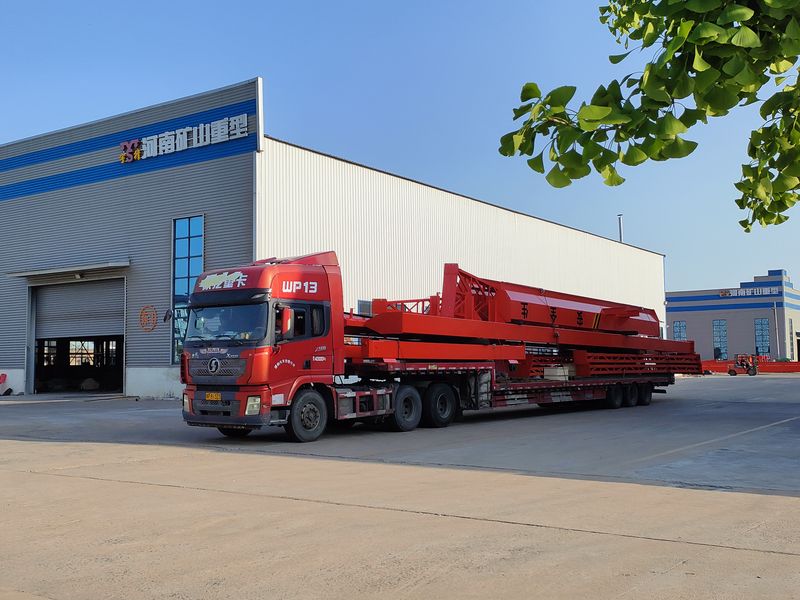 電動(dòng)葫蘆門(mén)式起重機(jī) 2臺(tái) MHxh10t—25m 外懸5/5m MHxh5t—23m 外懸4.5/4.5m 制作完成，發(fā)往青海交付客戶使用